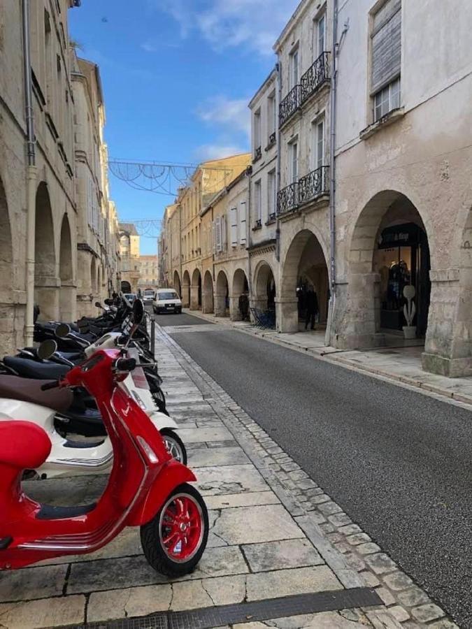 Appartement T2 Lumineux Et Cosy Au Calme Proche Du Centre Avec Tv Et Wifi La Rochelle  Exteriör bild